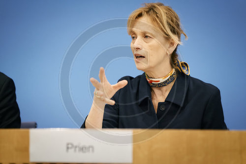 BMBFSFJ in Bundespressekonferenz