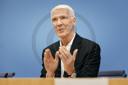 BMBFSFJ in Bundespressekonferenz