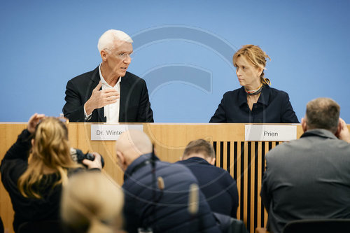BMBFSFJ in Bundespressekonferenz