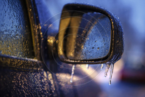 Blitzeis und gefrierender Regen