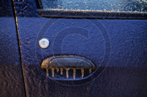 Blitzeis und gefrierender Regen