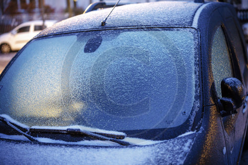 Blitzeis und gefrierender Regen