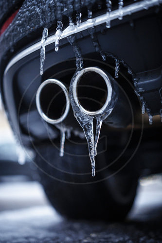 Blitzeis und gefrierender Regen