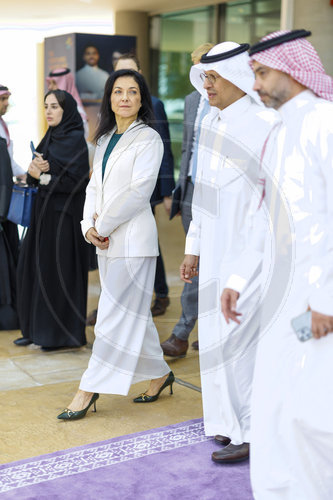 BM Reiche reist nach Saudi Arabien