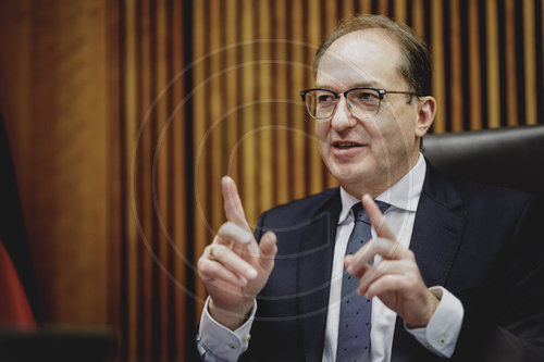 Interview mit Alexander Dobrindt