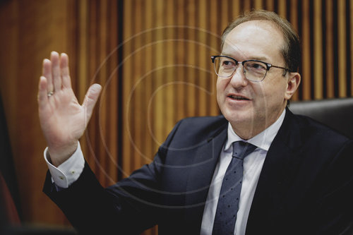 Interview mit Alexander Dobrindt