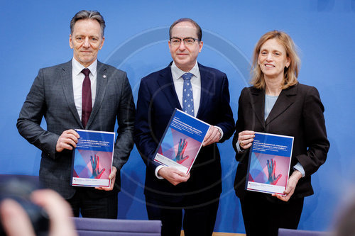 Holger Muench, Alexander Dobrindt und Karin Prien