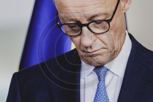 Bundeskanzler Merz bekommt Gutachten der Expertenkommission Forschung und Innovation