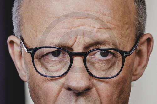 Bundeskanzler Merz bekommt Gutachten der Expertenkommission Forschung und Innovation