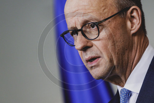 Bundeskanzler Merz bekommt Gutachten der Expertenkommission Forschung und Innovation