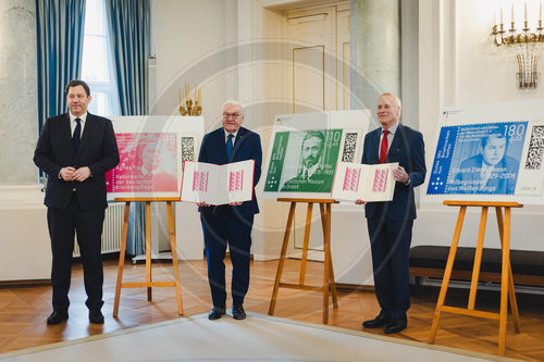 Lars Klingbeil, Frank-Walter Steinmeier und Achim Meyer auf der Heyde