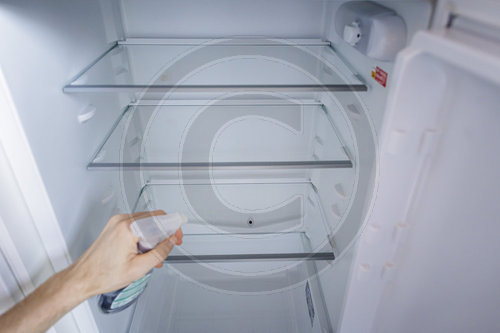 Kuehlschrank reinigen