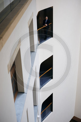 Carsten Schneider f‚àö¬∫r NBR