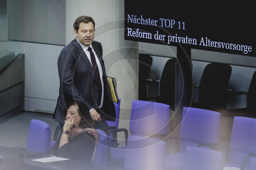 Finanzminister Klingbeil im Bundestag zur Reform der privaten Altersvorsorge