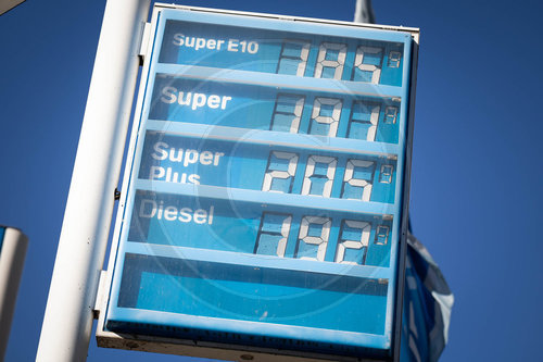 steigende Benzinpreise