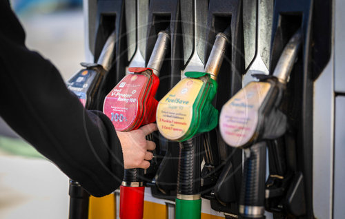 steigende Benzinpreise