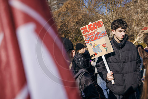 Schulstreik gegen Wehrpflicht