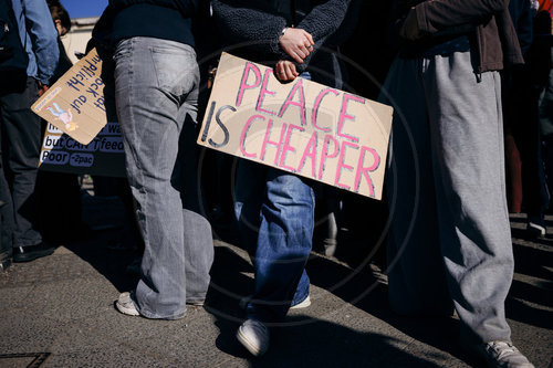 Schulstreik gegen Wehrpflicht