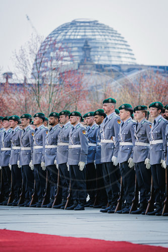 Soldatinnen und Soldaten des Wachbataillons