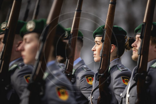 Soldatin im Wachbataillon