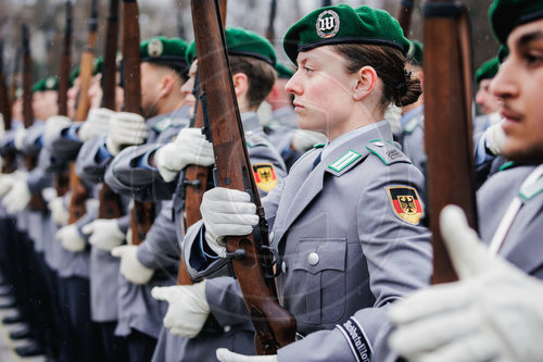 Soldatinnen und Soldaten im Wachbataillon