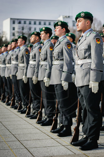 Soldatinnen und Soldaten des Wachbataillons
