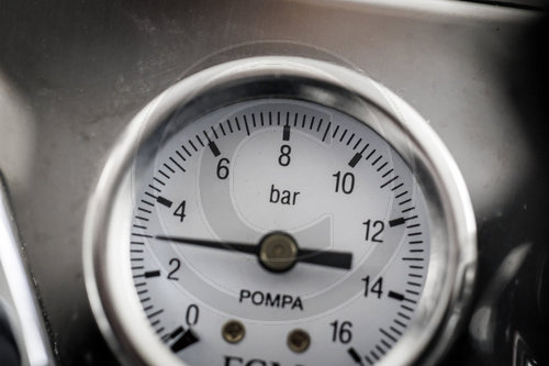 Druckanzeige an einer Kaffeemaschine