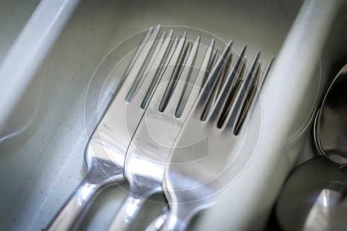 Gabeln in einer Besteckschublade