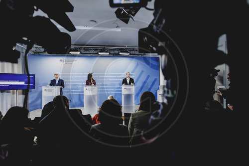 Pressekonferenz nach SVI Kongress