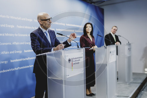 Pressekonferenz nach SVI Kongress