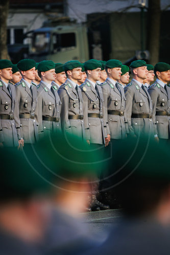 Soldaten und Soldatinnen