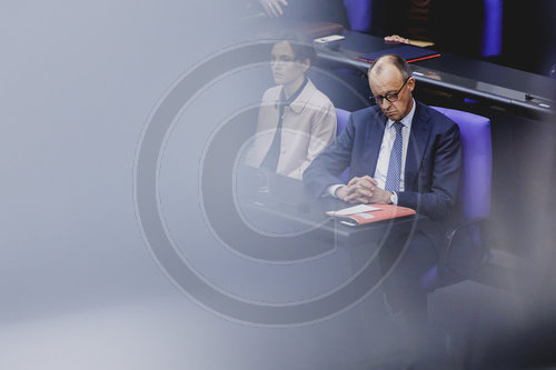 Regierungsbefragung mit Bundeskanzler Merz in Deutschen Bundestag