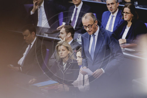 Regierungsbefragung mit Bundeskanzler Merz in Deutschen Bundestag