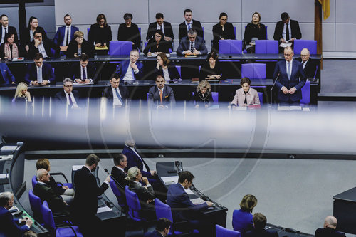 Regierungsbefragung mit Bundeskanzler Merz in Deutschen Bundestag