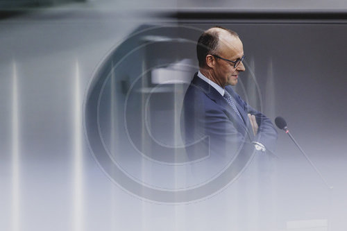 Regierungsbefragung mit Bundeskanzler Merz in Deutschen Bundestag