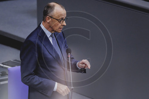 Regierungsbefragung mit Bundeskanzler Merz in Deutschen Bundestag