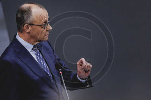 Regierungsbefragung mit Bundeskanzler Merz in Deutschen Bundestag