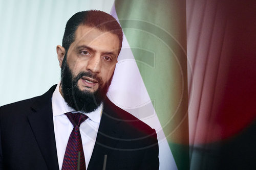 Pressekonferenz Friedrich Merz und Ahmed al Sharaa