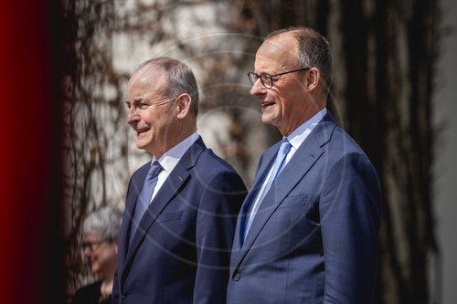 Bundeskanzler Merz trifft irischen Premierminister