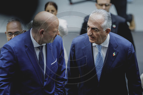 Pressekonferenz mit Reza Pahlavi