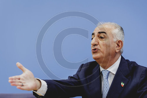 Pressekonferenz mit Reza Pahlavi