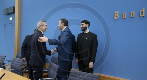 Evan, Solomon, kanadischer Minister f‚àö¬∫r k‚àö¬∫nstliche Intelligenz und digitale Innovation und Karsten Wildberger, Minister f‚àö¬∫r Digitales und Staatsmodernisierung