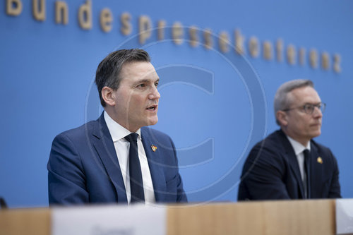Evan, Solomon, kanadischer Minister f‚àö¬∫r k‚àö¬∫nstliche Intelligenz und digitale Innovation aufgenommen in der Bundespressekonferenz zur Deutsch-kanadische Partnerschaft f‚àö¬∫r souver‚àö¬ßne KIin Berlin, 24.04.2026.